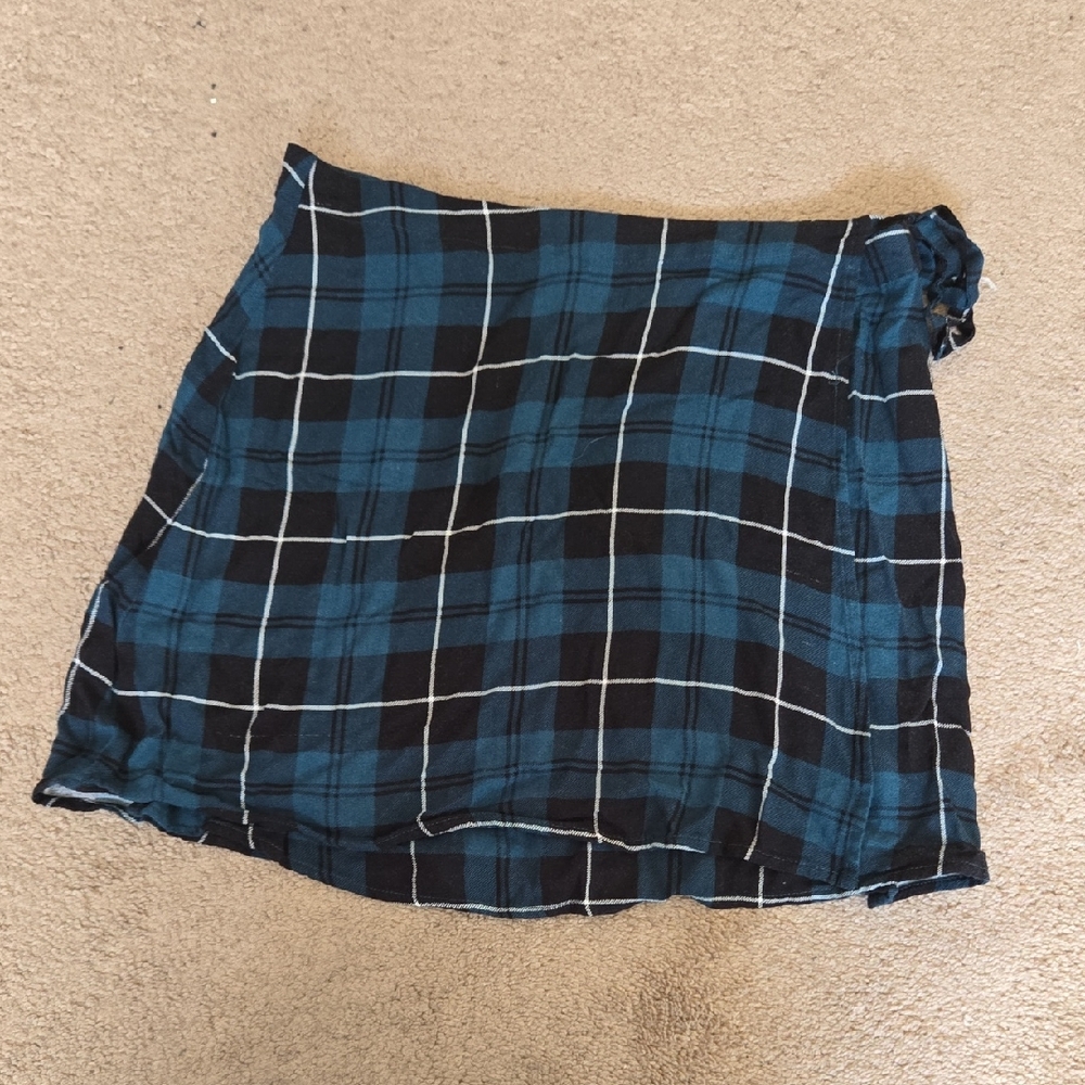Aeropostale Checkered Mini Skirt in Teal and Black